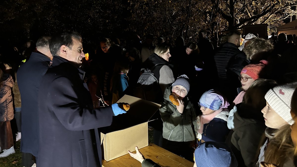 Rekordbeteiligung bei Laternenumzug