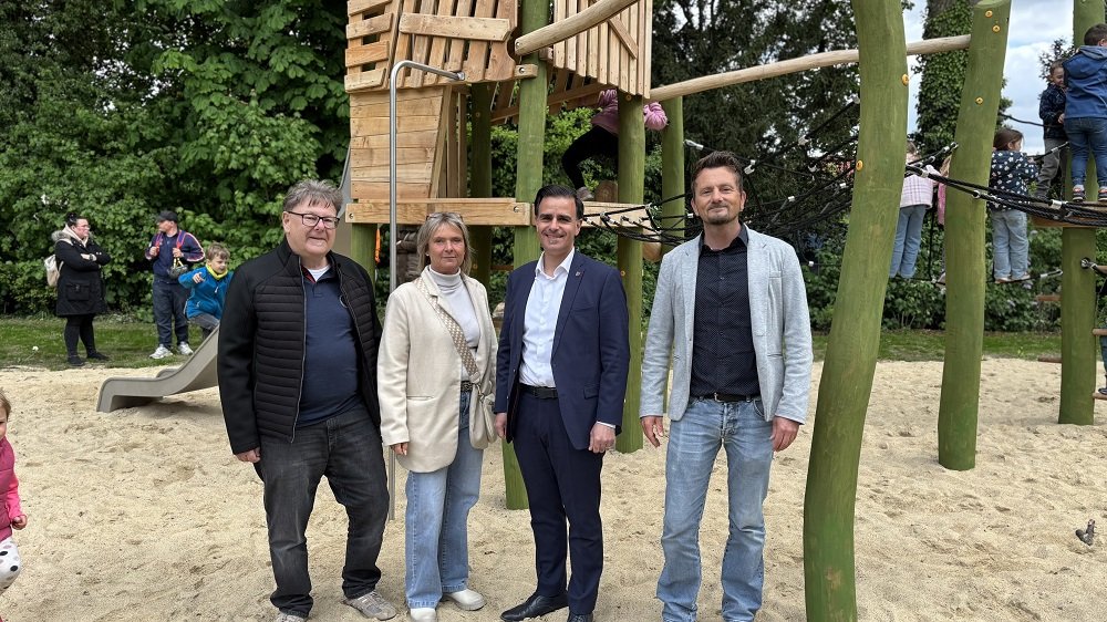 Polizeispielplatz für kleine Abenteurer eröffnet