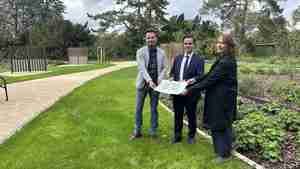 Neues Urnengrabfeld auf Friedhof Planetenring eröffnet