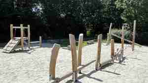 Spielplatz „Am Kreuzstein“ jetzt auch für die Kleinsten attraktiv