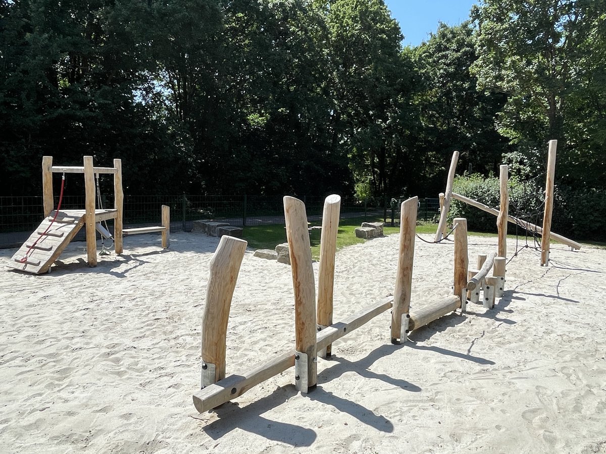Spielplatz „Am Kreuzstein“ jetzt auch für die Kleinsten attraktiv